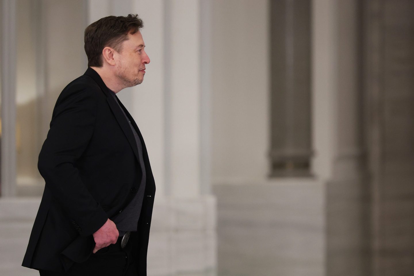 Elon Musk warns the U.S. is '1,000% going to go bankrupt' unless ...