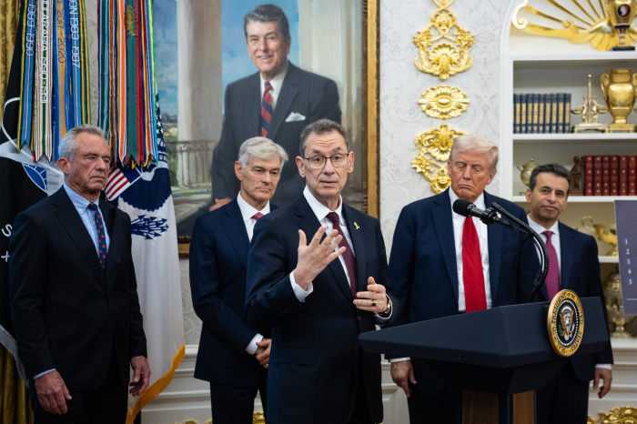 Exclusive | Inside Pfizer's Drug-Pricing Deal With the Trump White House -  WSJ