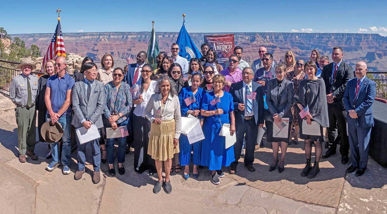Grand Canyon National Park Hosts Naturalization Ceremony Welcoming 29 New U.S.  Citizens (U.S. National Park Service)